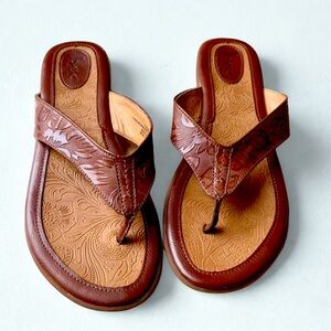 Women’s Sz 11 B.O.C Flip Flops